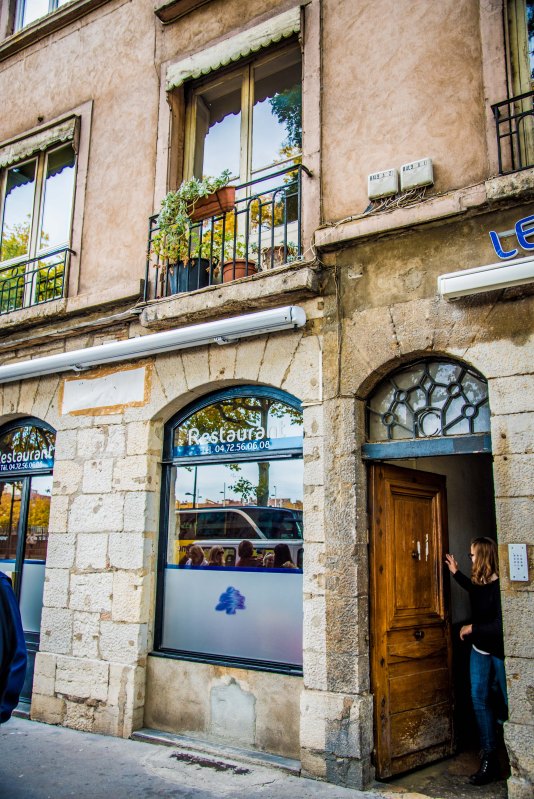 Lyon & Geneva 0086 - 20151025