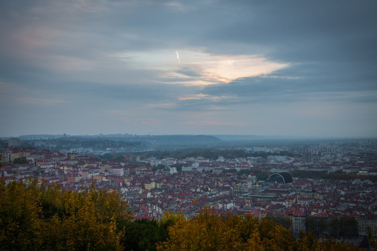 Lyon & Geneva 0116 - 20151025