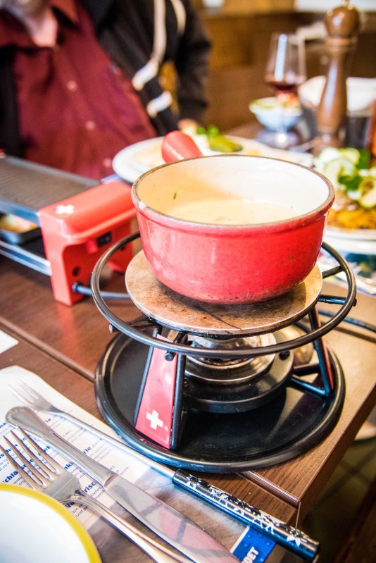 Lyon & Geneva 0199 - 20151027